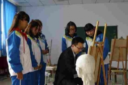 http://www.xatqmba.cn/school-189/document-id-174.html