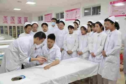 http://www.xatqmba.cn/school-187/document-id-421.html